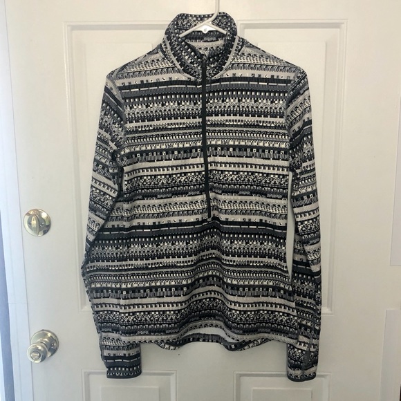 Nike Pro Half Zip Pullover with Geometric Print - Picture 2 of 12